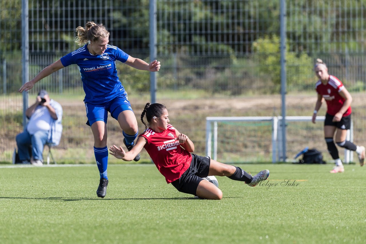 Bild 138 - Saisonstart Oberliga